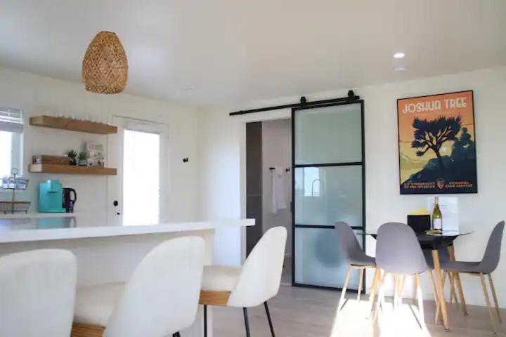 טוונטיניין פאלמס Serene Modern Home Backdoor With Great Wifi, Games, Movies, Patio Seating And Bbq Easy Access To North Joshua Tree National Park In 10 Minutes מראה חיצוני תמונה